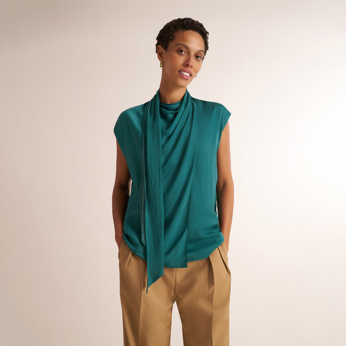 Ismelka Scarf Top