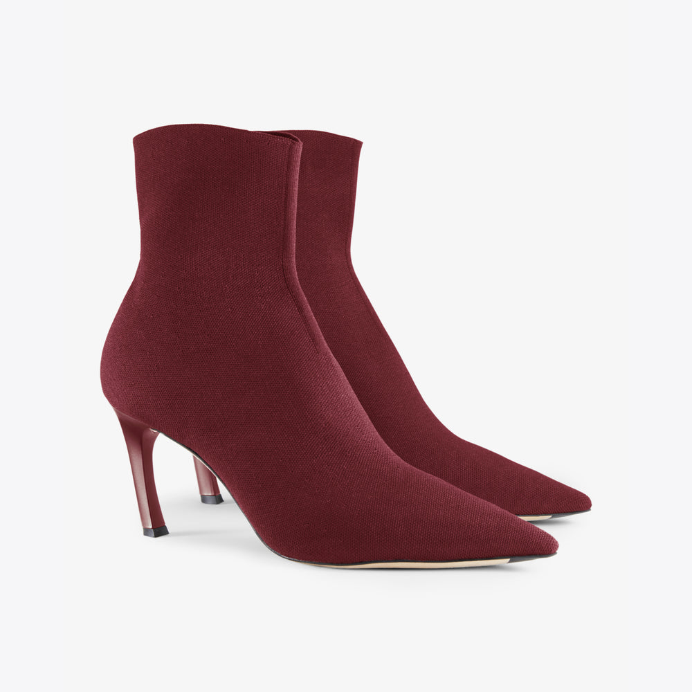 Packshot image of the Lana Boot—3D Knit in Burgundy