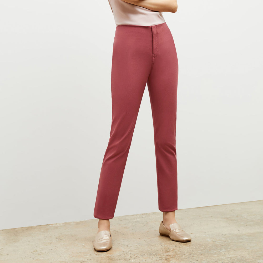 Front image of a woman wearing the Hockley Jean in Rosewood