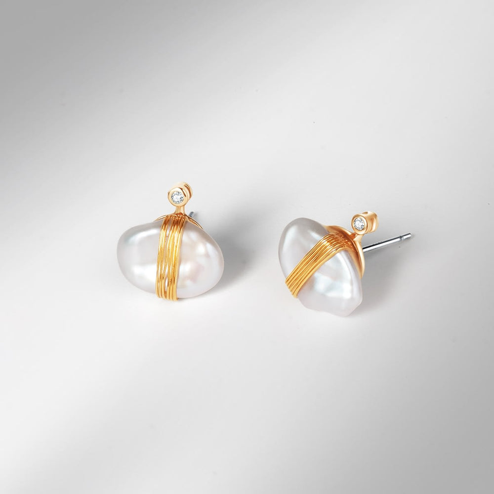Pack shot image of the Amari Earrings in gold