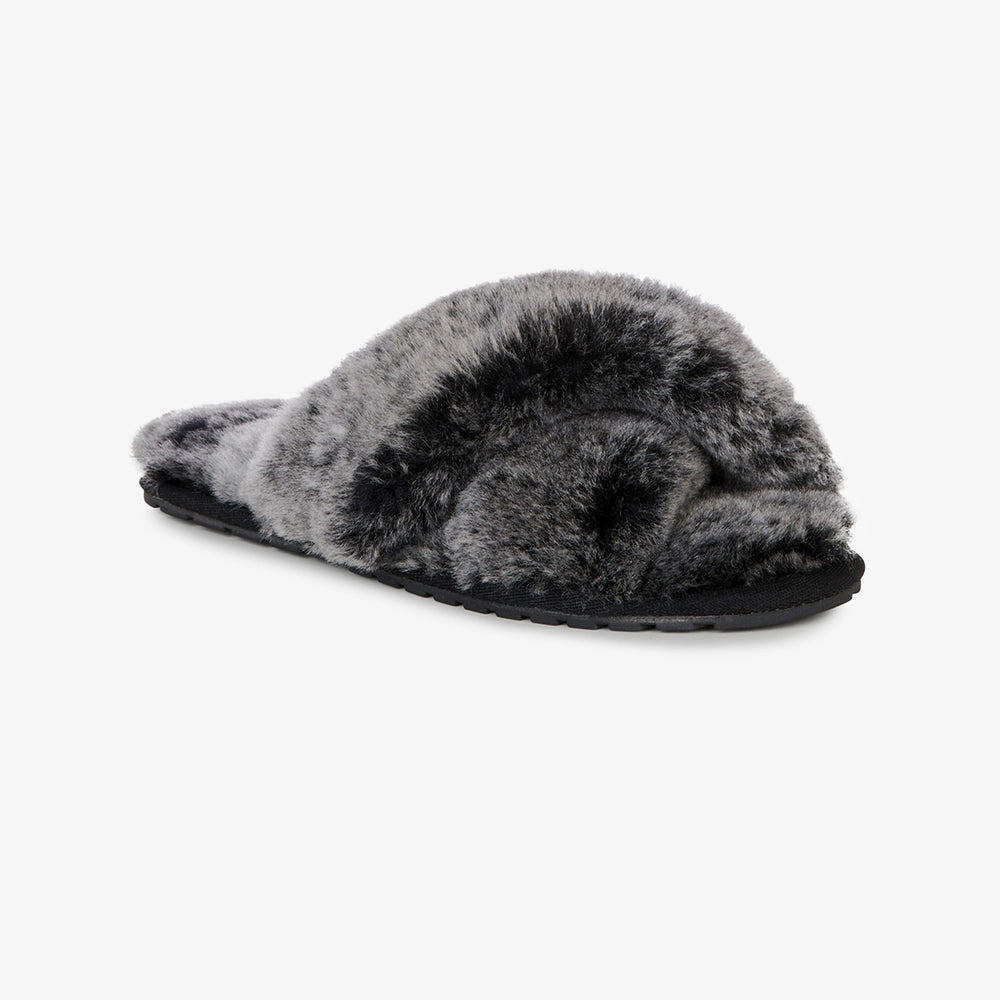 Packshot image of the Emu Australia Mayberry Slipper in Black Frost
