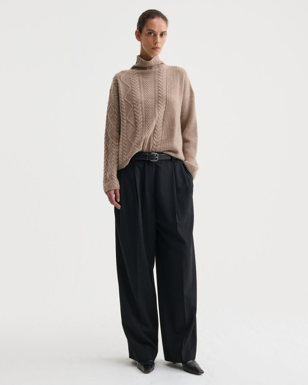Nonchi Cashmere Fjord Sweater :: Sable