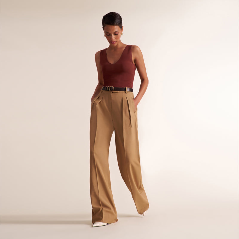 Everly Belt
