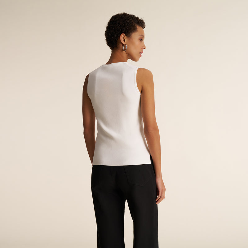 Sabine Sculptural Tank