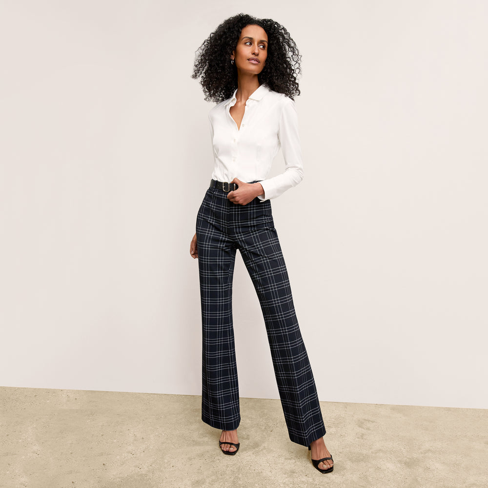 front image of a woman wearing the horton pant in black/white