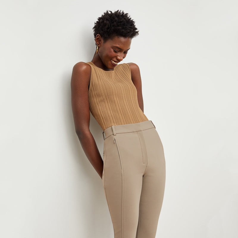 Louisa Top