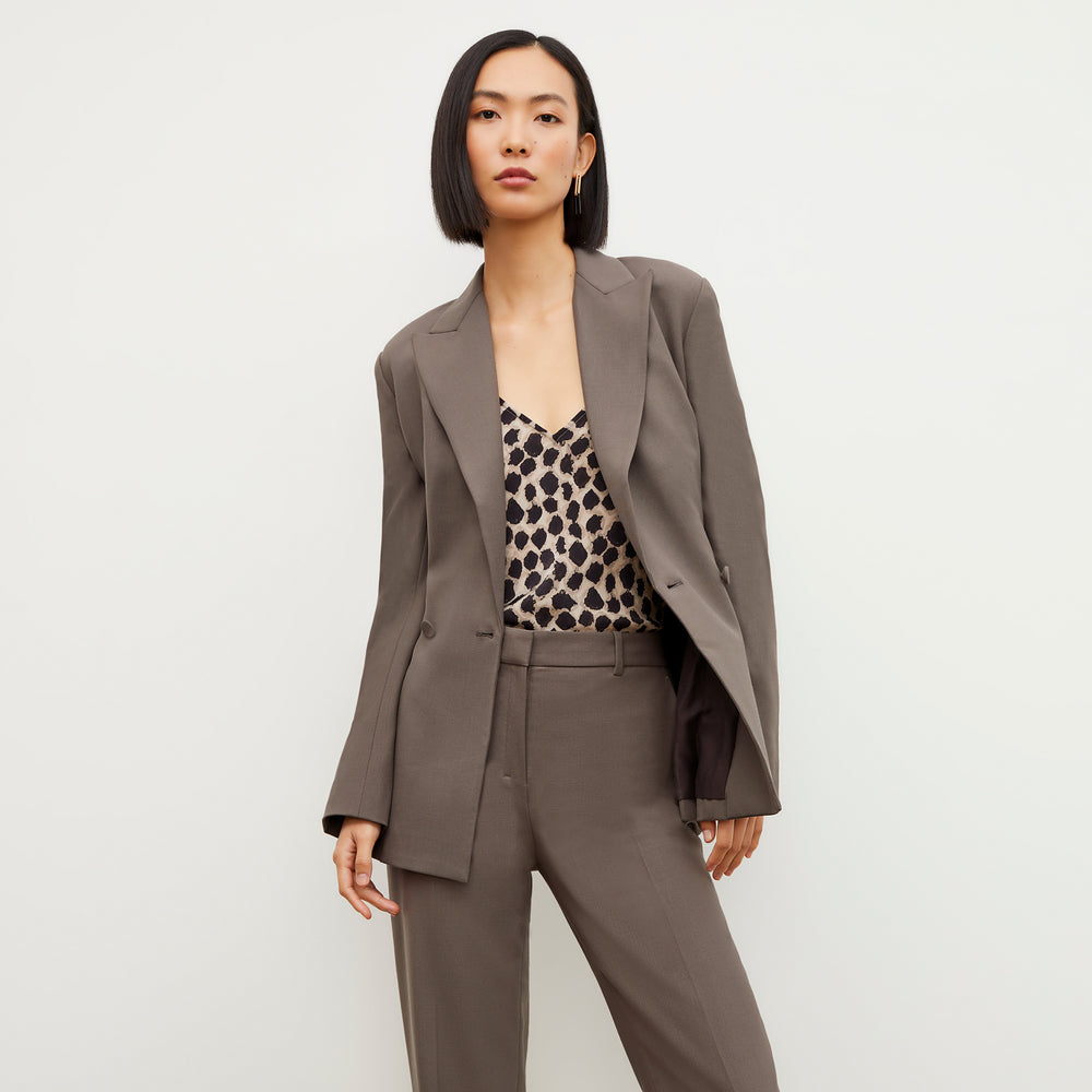 Front image of a woman wearing the Mejia Pant - Sharkskin in Mink