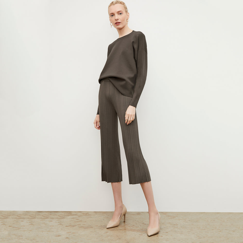 Front image of a woman wearing the Marijane Pant - Textured Knit in Light Ash