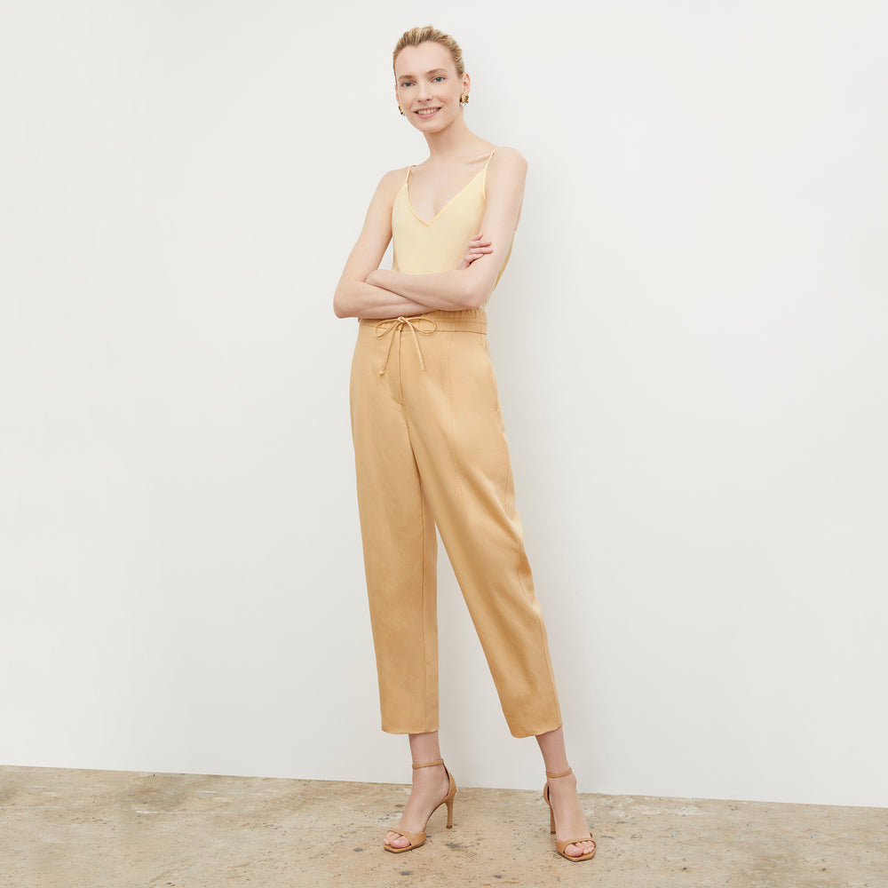 Front image of a woman wearing the Shane Pant - Everyday Twill in Butter