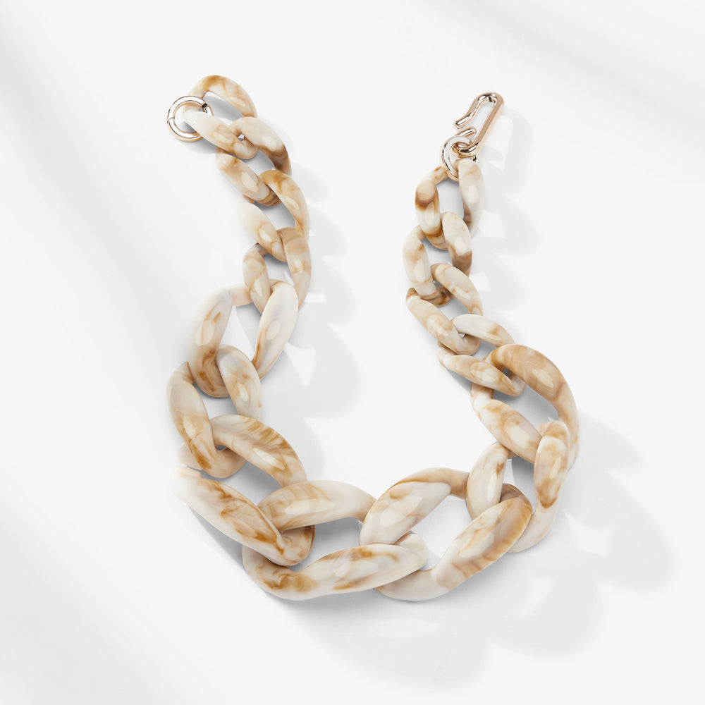 still image of the lygia necklace