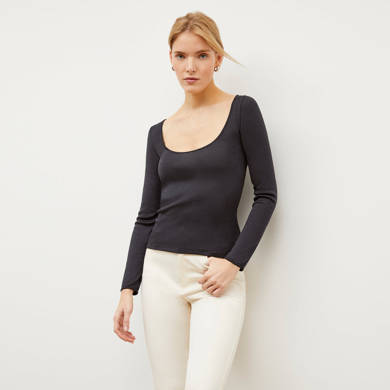 Meg Top
