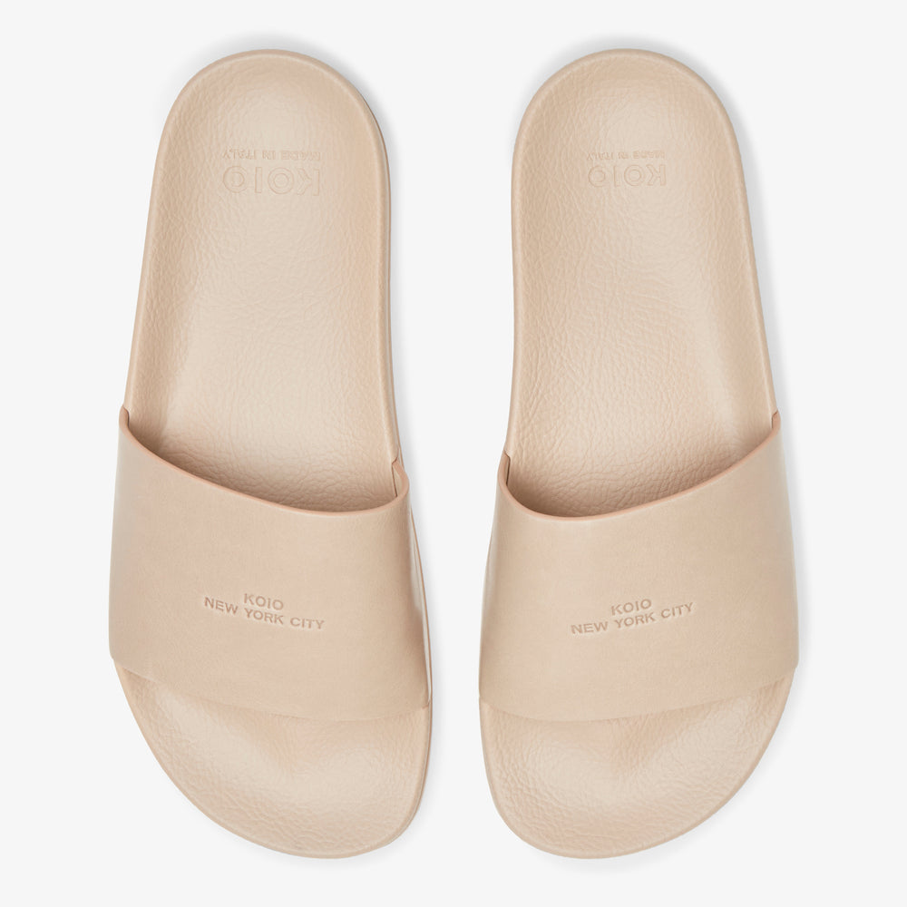 Packshot image of the KOIO Elba Slide - Leather in Taupe